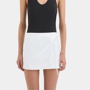 253. SIR. ZARIA MINI SKIRT White Side Tie $220 EUC Sz 0 XS